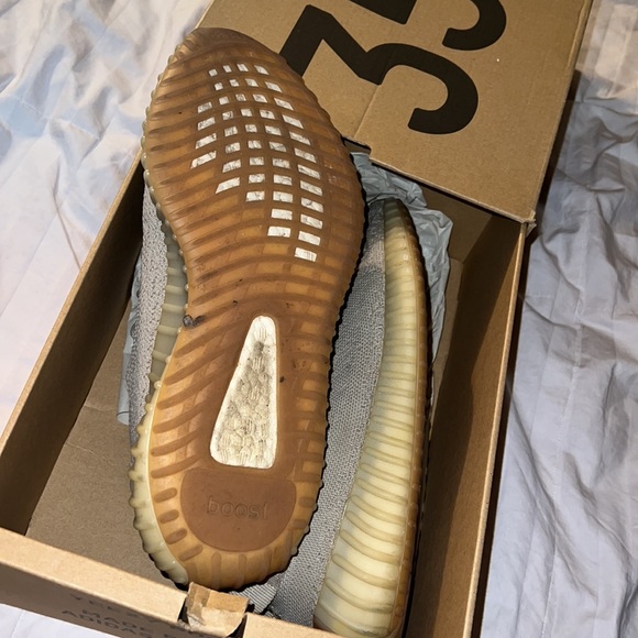 Yeezy boost - Picture 2 of 3